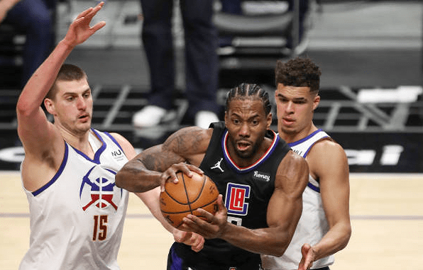 上海队逆转猛龙,乔治带队取胜 上海队逆转猛龙,乔治带队取胜