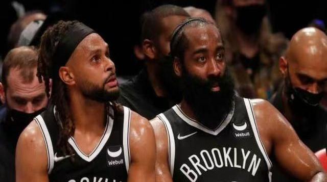 快船轻取雄鹿,拉文统治全场 快船轻取雄鹿,拉文统治全场