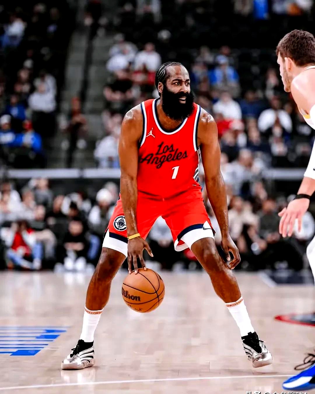 快船轻取雄鹿,拉文统治全场 快船轻取雄鹿,拉文统治全场