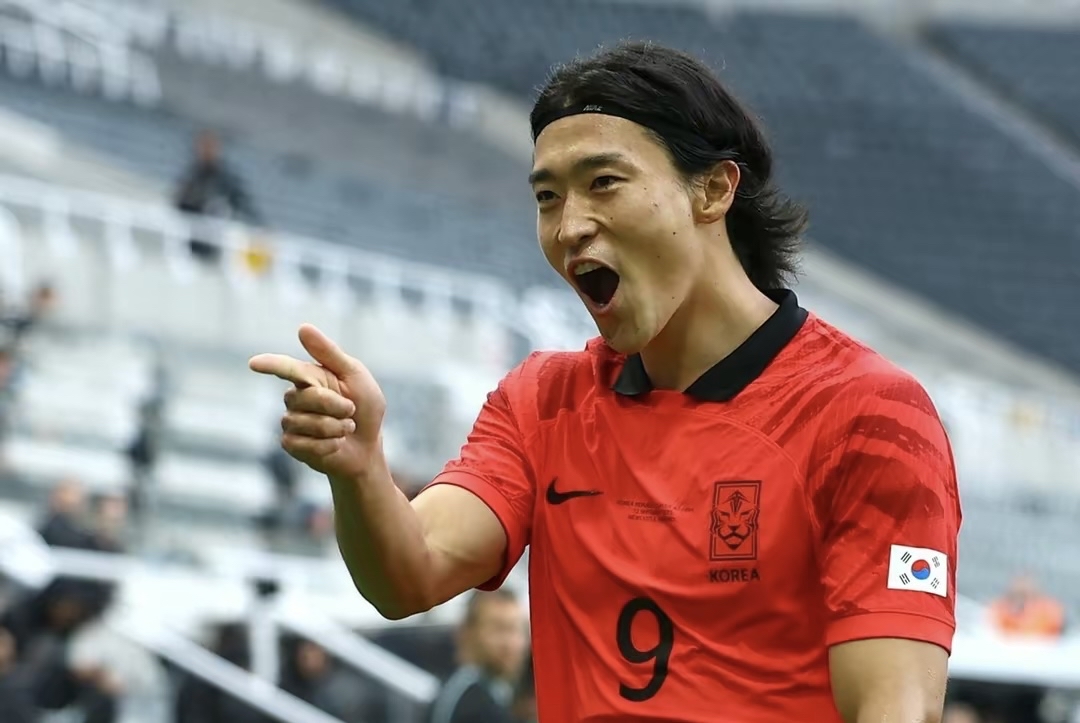 泰国队力克德国队，黄鸭组合统治全场