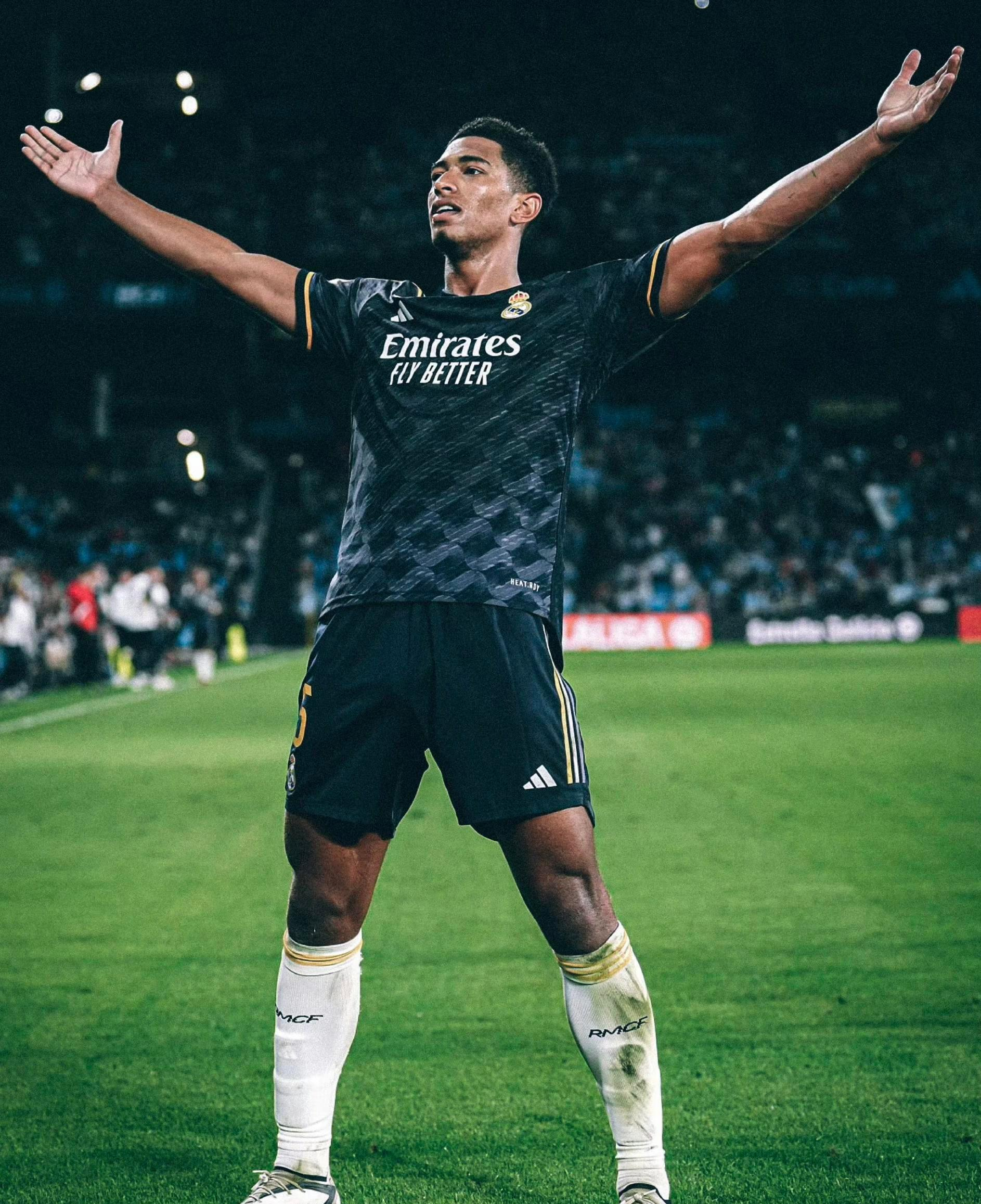 英格兰横扫莱比锡红牛,贝林厄姆点燃赛场 英格兰横扫莱比锡红牛,贝林厄姆点燃赛场